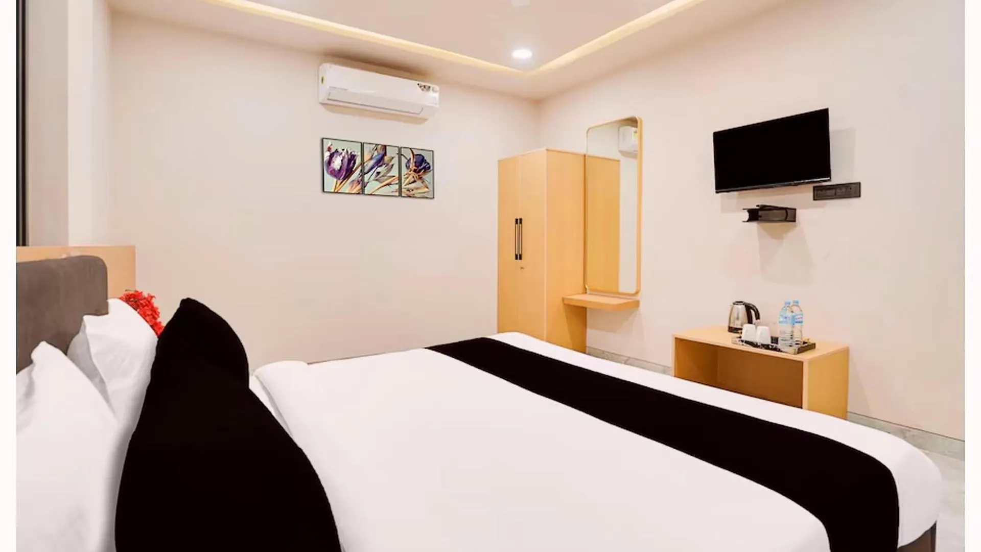 홈스테이 Hotel City Inn Near Cantt Road & Varanasi Railway Station 1600M - Kashi Vishwanath Temple 3Km, A Boutique Hotel